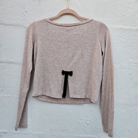 Suite Benedict Sweater Womens Small Pink Bow Pastel Cropped Soft Girl Coquette - Picture 2 of 10
